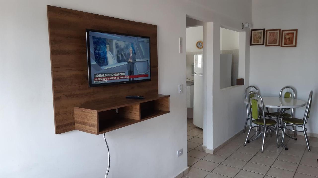 500M Da Praia, Predio Cm Piscina, 1Garagem, Wi-Fi 300 Mbps, Centro De Guaruja, Proximo A Praia E Comercio, Horarios Check-In E Check-Out Flexiveis, Churrasqueira, מראה חיצוני תמונה